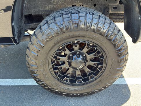 Used 2014 RAM 2500 Tradesman w/ Chrome Appearance Group AWD/4WD image 14