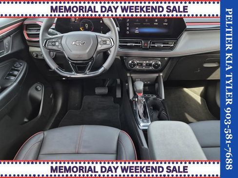 Used 2025 Chevrolet TrailBlazer RS w/ Convenience Package FWD image 25