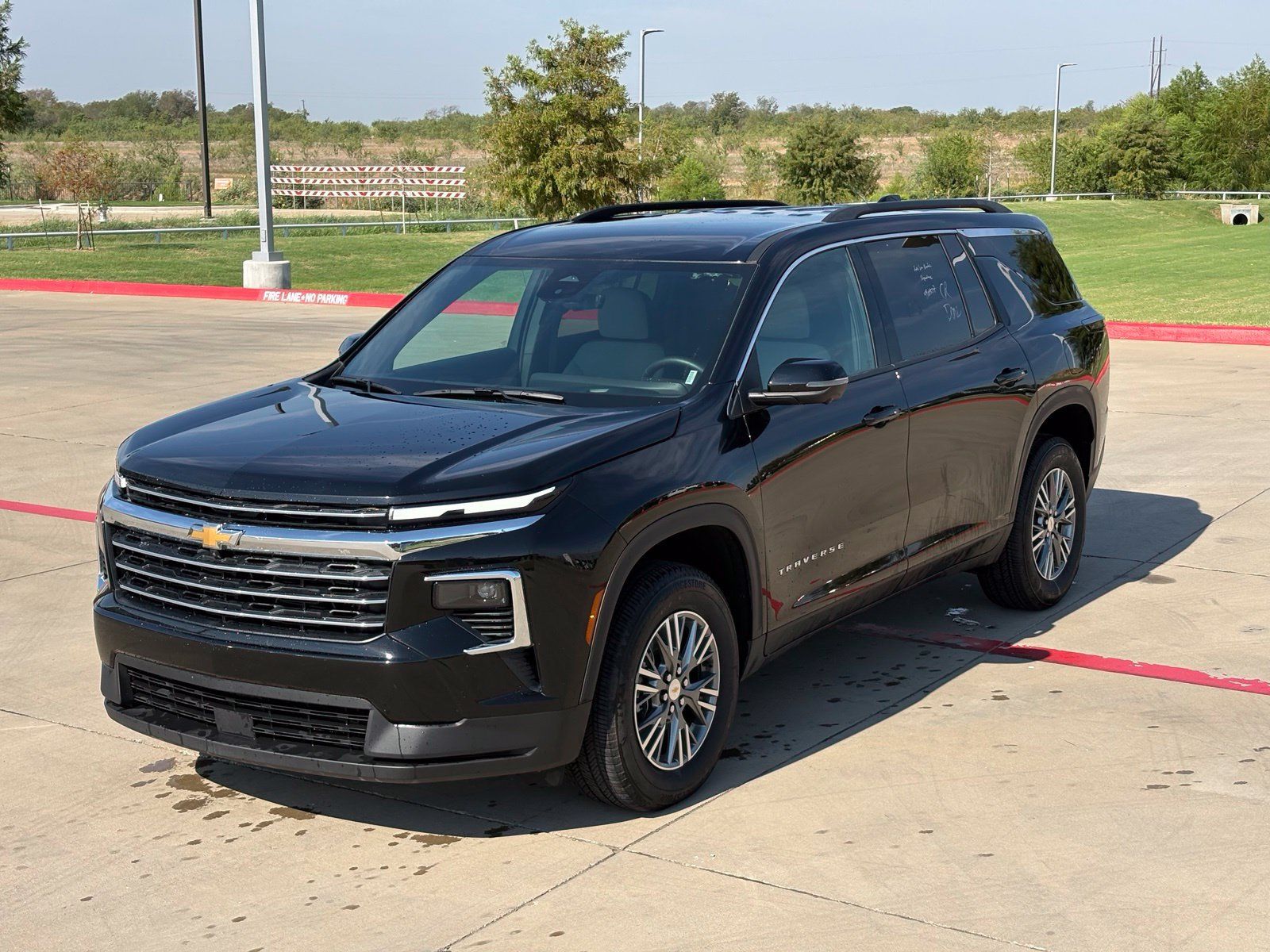 Used 2026 Chevrolet Traverse LT w/ Driver Confidence Package FWD image 12