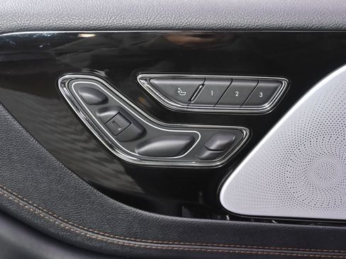 Certified 2025 Lincoln Aviator Black Label AWD/4WD image 14