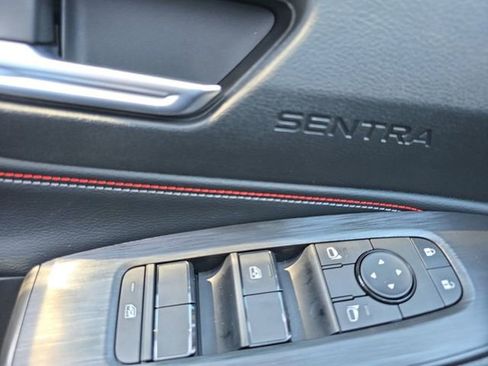 New 2026 Nissan Sentra SR image 30