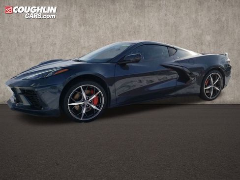 Used 2020 Chevrolet Corvette Stingray Premium Cpe w/ 3LT Preferred Equipment Group image 2