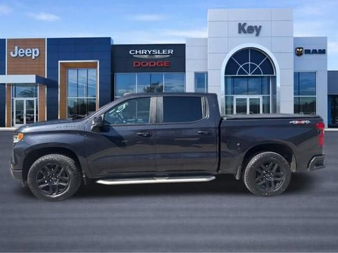 Used 2023 Chevrolet Silverado 1500 RST w/ Convenience Package II AWD/4WD image 9