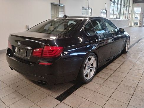 Used 2012 BMW 550i xDrive Sedan image 7