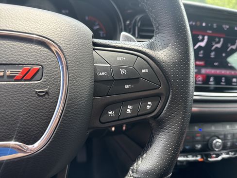 Used 2024 Dodge Durango GT RWD image 23