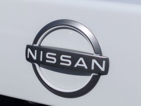 Used 2025 Nissan Sentra SV FWD image 25