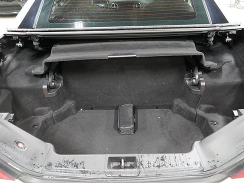 Used 2016 Mercedes-Benz SL 550 w/ Driver Assistance Package image 44