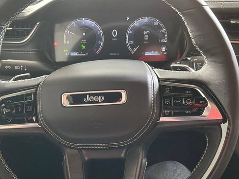 Used 2024 Jeep Grand Cherokee Overland w/ Adv Protech Group III AWD/4WD image 24