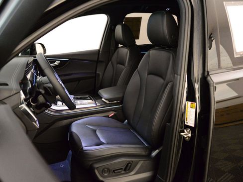 New 2026 Audi Q7 3.0T Premium Plus AWD/4WD image 4