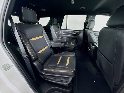 Used 2023 GMC Yukon AT4 w/ Technology Package image 28