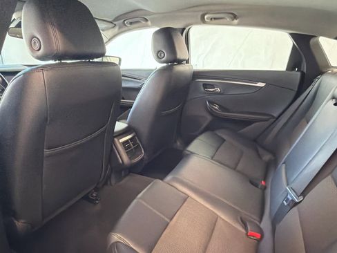 Used 2020 Chevrolet Impala LT FWD image 19
