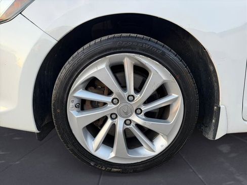 Used 2017 Acura ILX image 10