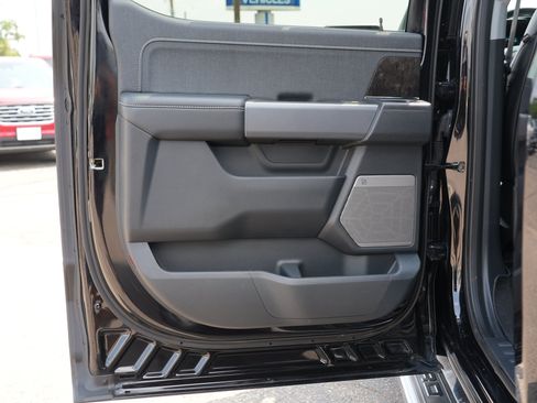 Used 2021 Ford F150 Lariat w/ Equipment Group 502A High AWD/4WD image 21