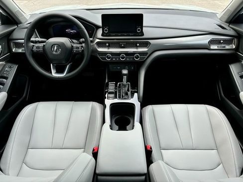 New 2025 Acura Integra image 12