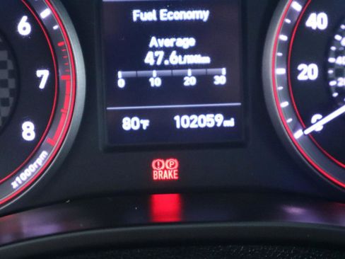 Used 2020 Hyundai Veloster 2.0 image 19