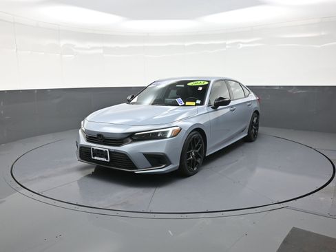 Used 2023 Honda Civic Sport image 7