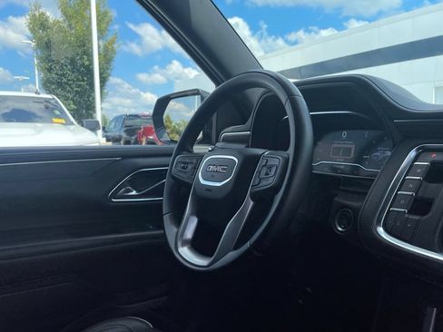 Used 2024 GMC Yukon SLT RWD image 30