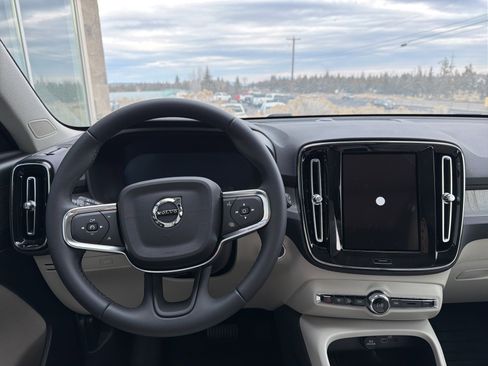 New 2026 Volvo XC40 B5 Plus w/ Protection Package Premier image 9