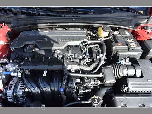 New 2026 Hyundai Elantra Limited FWD image 9