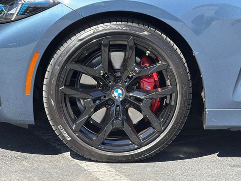 Used 2026 BMW M440i Coupe w/ Premium Package RWD image 37