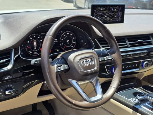 Used 2018 Audi Q7 3.0T Premium Plus w/ Premium Plus Package AWD/4WD image 16