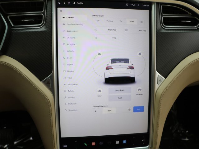 Used 2017 Tesla Model X 75D AWD/4WD image 31