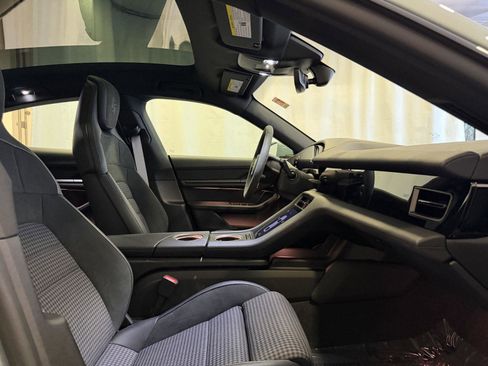 Certified 2025 Porsche Taycan image 16