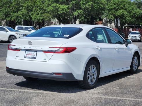 Used 2026 Toyota Camry LE FWD image 4