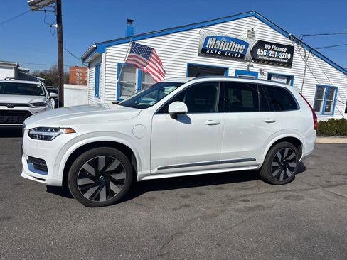 Used 2023 Volvo XC90 T8 Ultimate w/ Protection Package Premier image 3