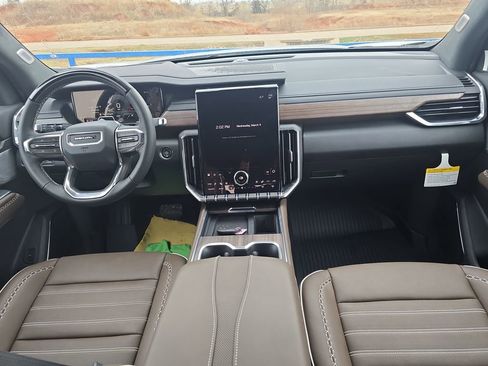 New 2026 GMC Acadia Denali Ultimate w/ LPO, Floor Liner Package image 9