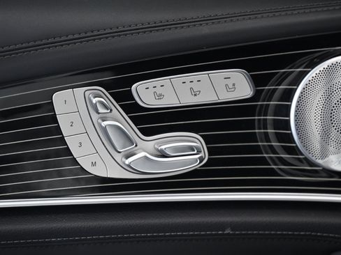 Used 2019 Mercedes-Benz E 63 AMG S image 17