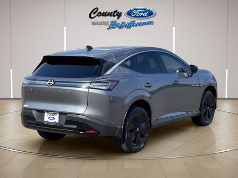 Used 2025 Nissan Murano SV FWD image 25