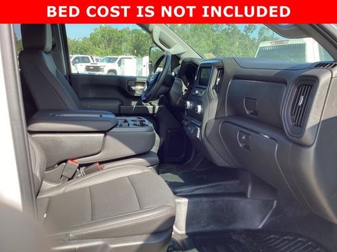 New 2025 GMC Sierra 3500 Pro w/ Convenience Package AWD/4WD image 16