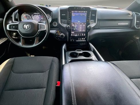 Used 2022 RAM 1500 Big Horn AWD/4WD image 9