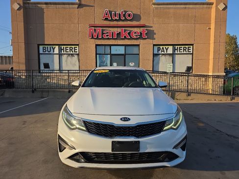 Used 2019 Kia Optima LX image 2
