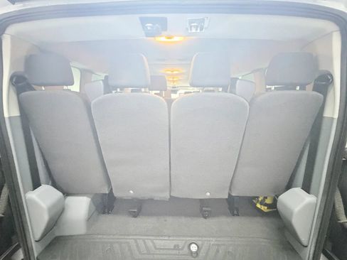 Used 2018 Ford Transit 350 XL RWD image 22