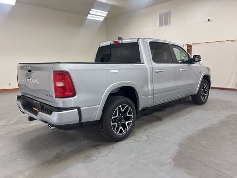 New 2026 RAM 1500 Laramie w/ Laramie Preferred Package AWD/4WD image 8