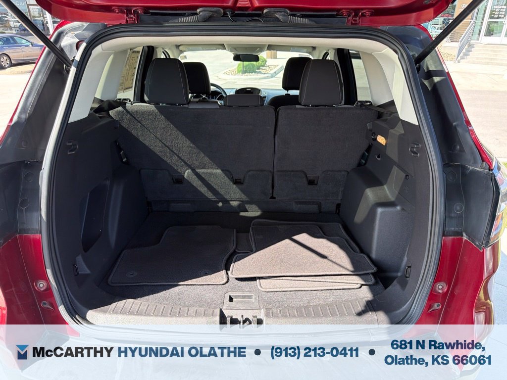 Used 2017 Ford Escape SE w/ SE Cold Weather Package AWD/4WD image 19