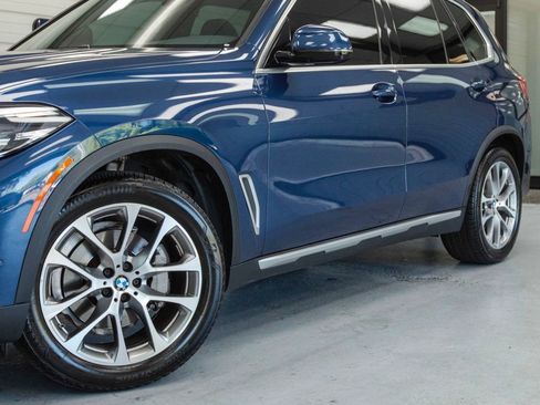 Used 2022 BMW X5 xDrive40i w/ Climate Comfort Package AWD/4WD image 13