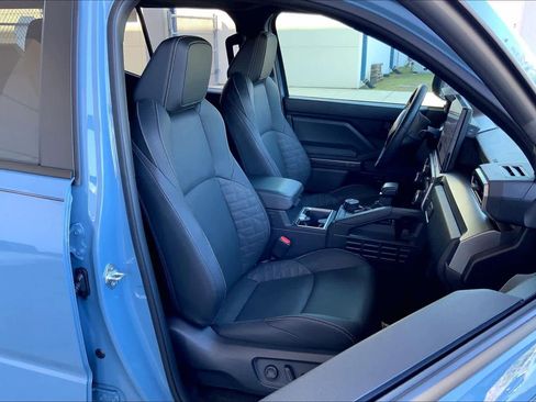 Used 2025 Toyota 4Runner TRD Off-Road Premium image 9