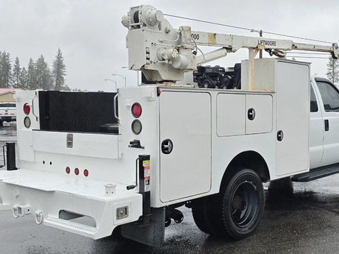 Used 2011 Ford F550 4x4 SuperCab Super Duty w/ Payload Upgrade Pkg image 6