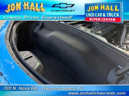 Used 2025 Chevrolet Corvette Stingray Coupe w/ 1LT image 13