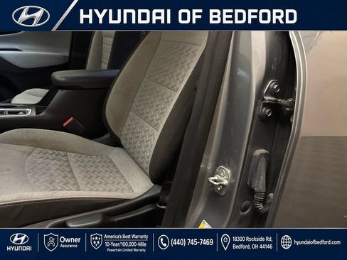 Used 2023 Chevrolet Equinox LS FWD image 14