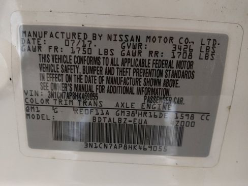 Used 2017 Nissan Versa SV FWD image 33
