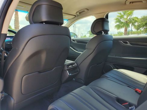 New 2025 Genesis G80 2.5T image 5