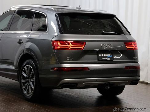 Used 2017 Audi Q7 3.0T Premium Plus AWD/4WD image 8