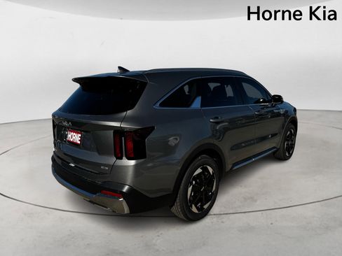 New 2026 Kia Sorento EX image 4