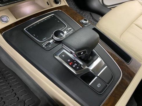 Used 2018 Audi Q5 2.0T Premium Plus w/ Premium Plus Package image 27