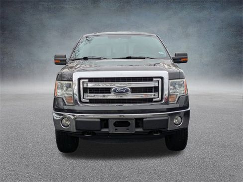 Used 2013 Ford F150 XLT w/ Mid Equipment Group image 9