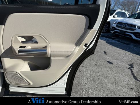 Certified 2023 Mercedes-Benz GLA 250 4MATIC image 26